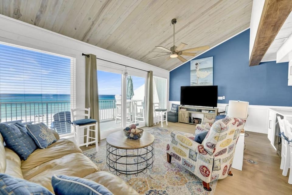 TV and multimedia, Balcony/Terrace, Living room, Beach