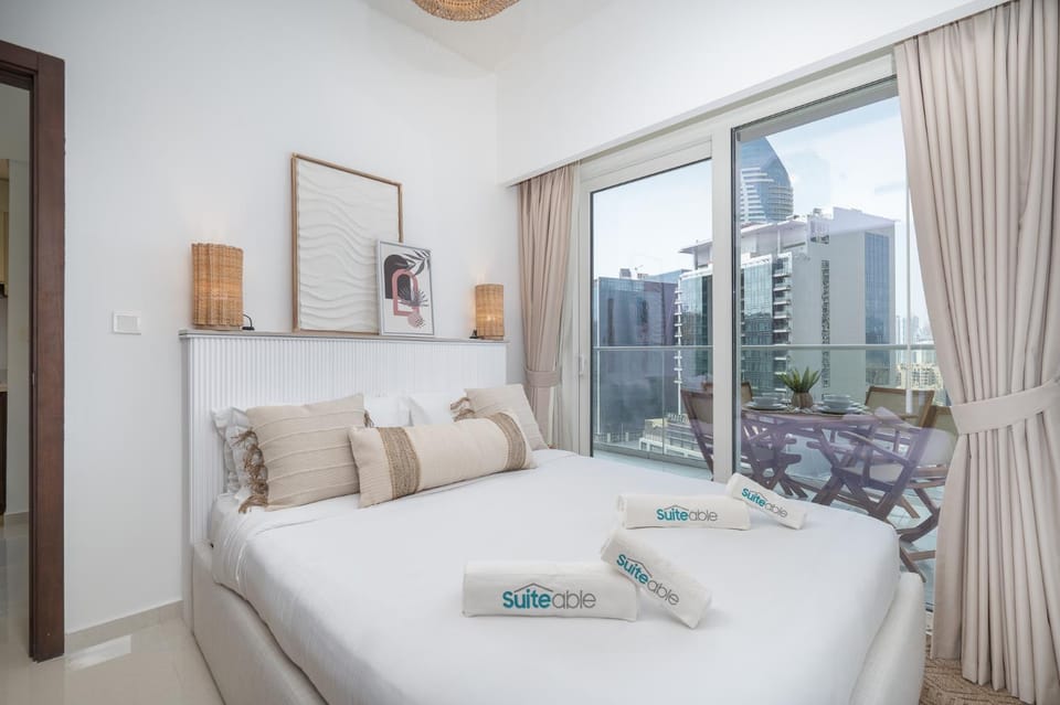 Business Bay Bliss 1 bedroom apartment - Suiteable Apartment in Dubai