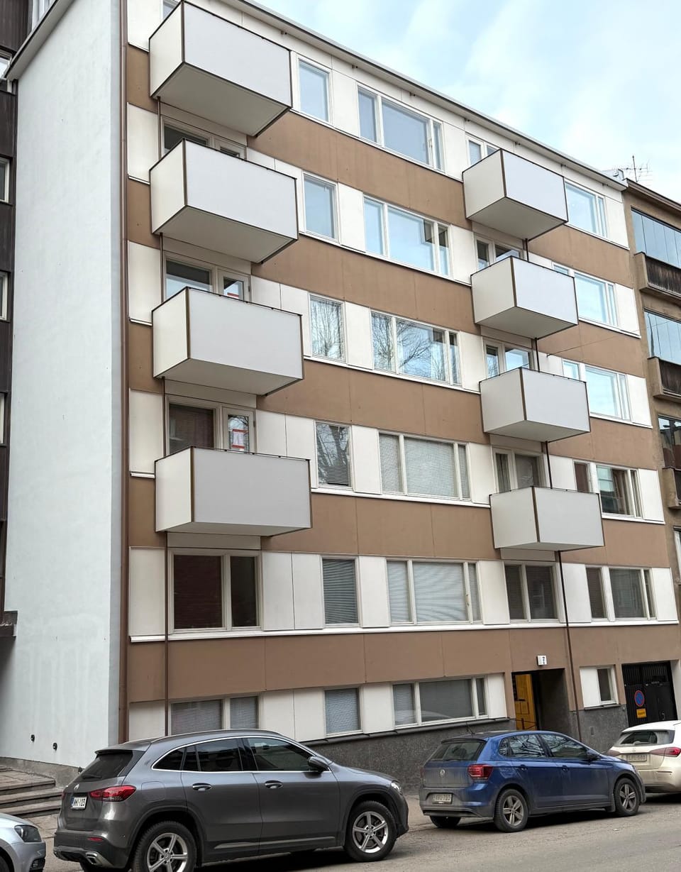 Rööperi - 50 m2 - Balcony Design District Apartment in Helsinki