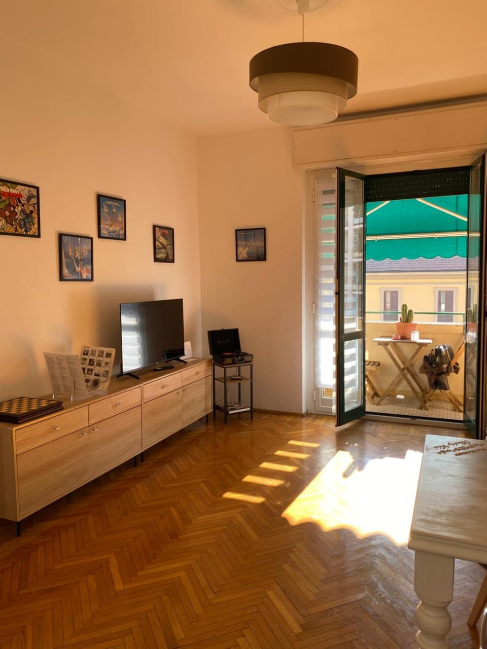 Communal lounge/ TV room, TV and multimedia
