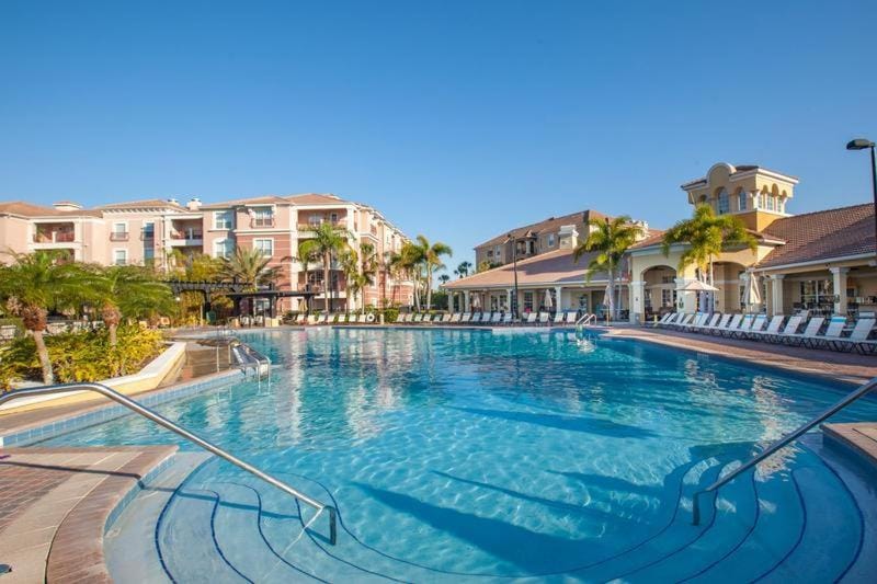 Apartment at Vista Cay Resort Apartment in Highlands Reserve