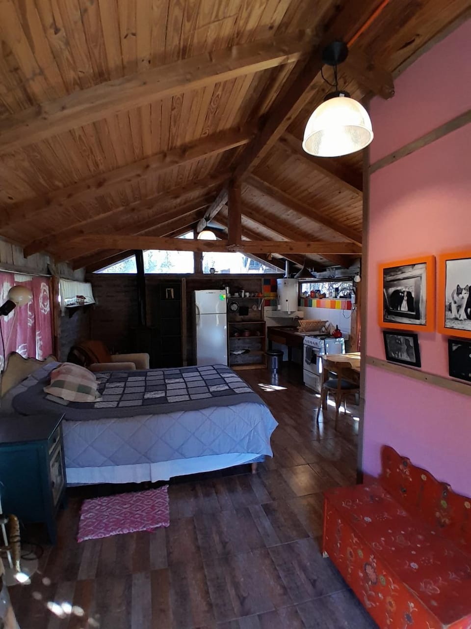 Bed, Photo of the whole room