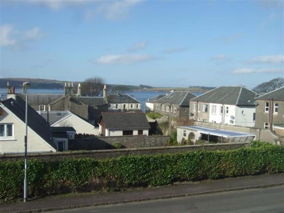 Neighbourhood, Sea view