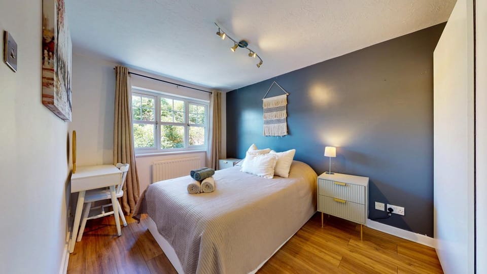3 Bedroom House with free parking and garden House in London Borough of Southwark
