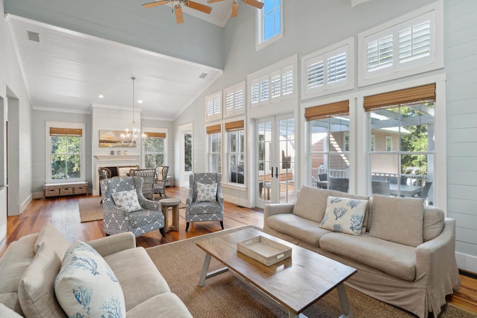 1002 E Cooper The Folly Peach Beautiful Spacious House Steps from the beach House in Folly Beach