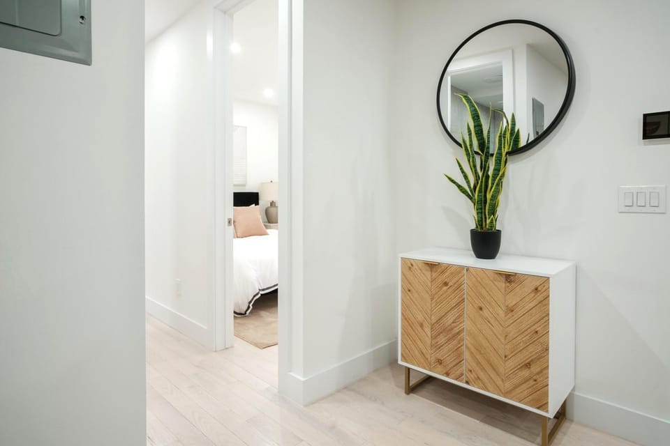 East Village Three Bedroom Condo-Hotel Apartment in West Village