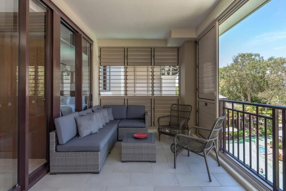 'Zami' Penthouse Resort-style Living at Temple Apartment in Palm Cove