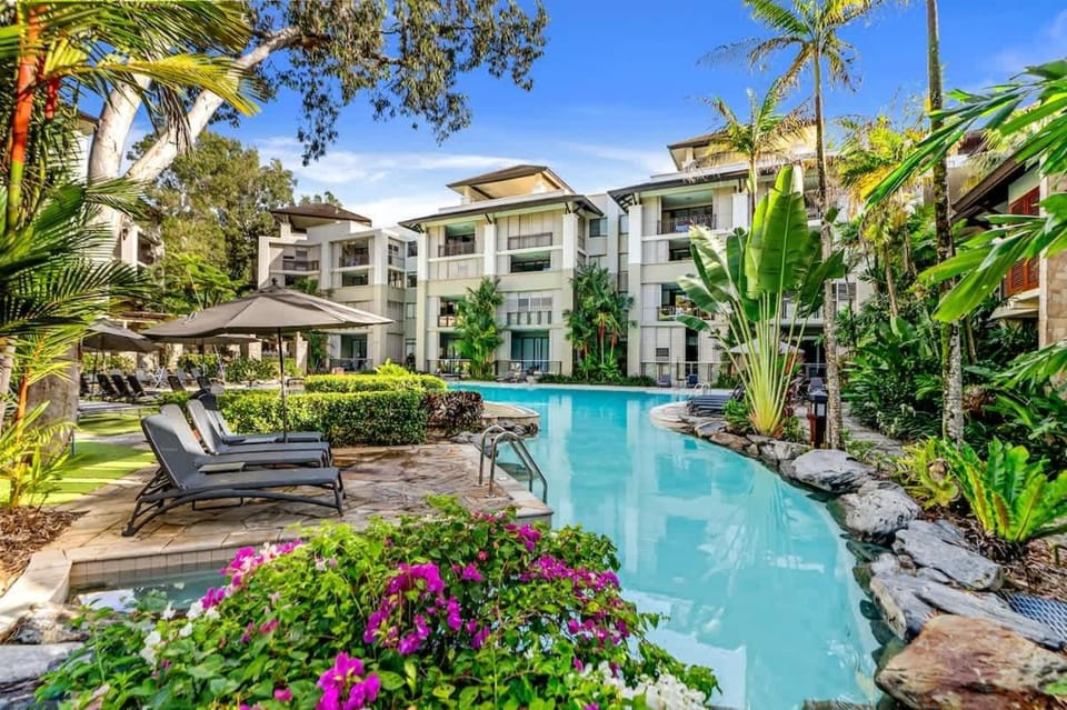 'Zami' Penthouse Resort-style Living at Temple Apartment in Palm Cove