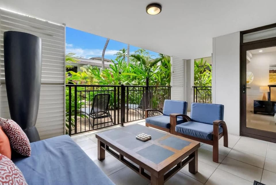 Poolside at Temple Resort - A Lush Tropical Escape Apartment in Port Douglas