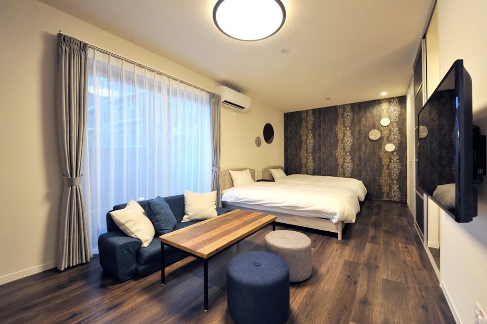 Communal lounge/ TV room, Bed, Living room, Bedroom