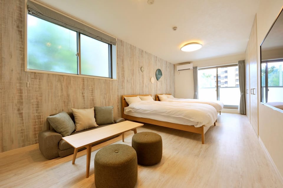 Bed, Living room, Bedroom