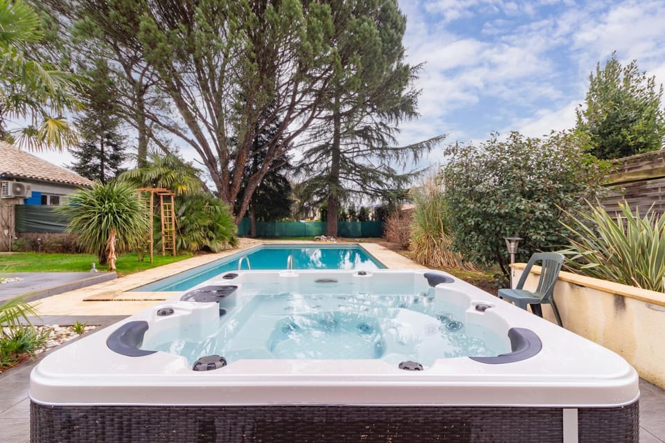 Spa and wellness centre/facilities, Swimming pool