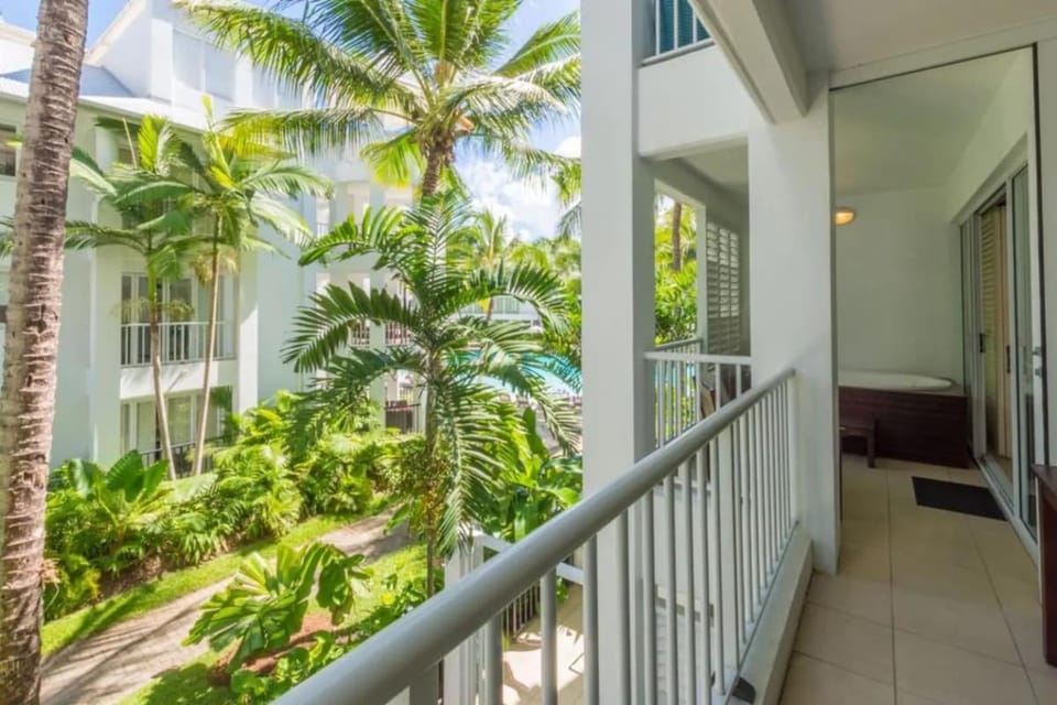 Couple's Coastal Haven Retreat at The Beach Club Inn in Palm Cove