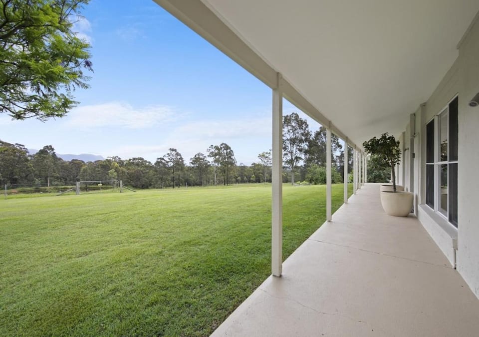 Facade/entrance, Natural landscape