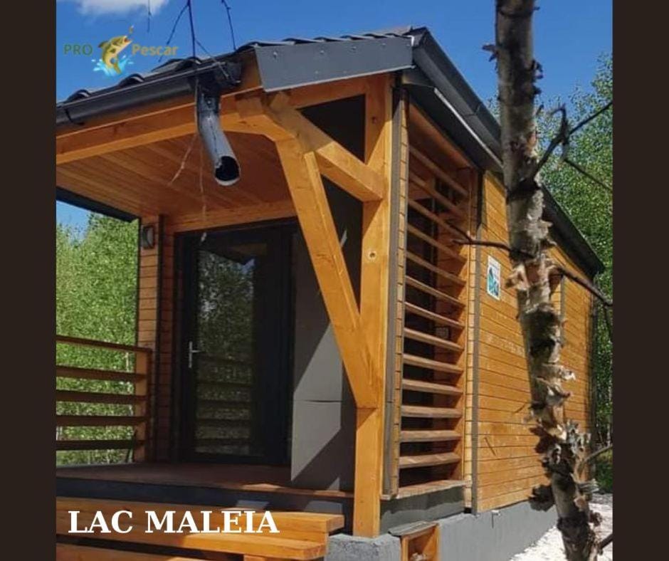 Cãbãnuţe - Lac Maleia Campground/ 
RV Resort in Romania