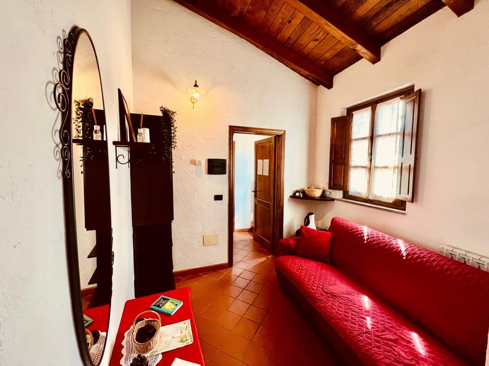 Agriturismo Montagna Verde Apella Apartment in Province of Massa and Carrara