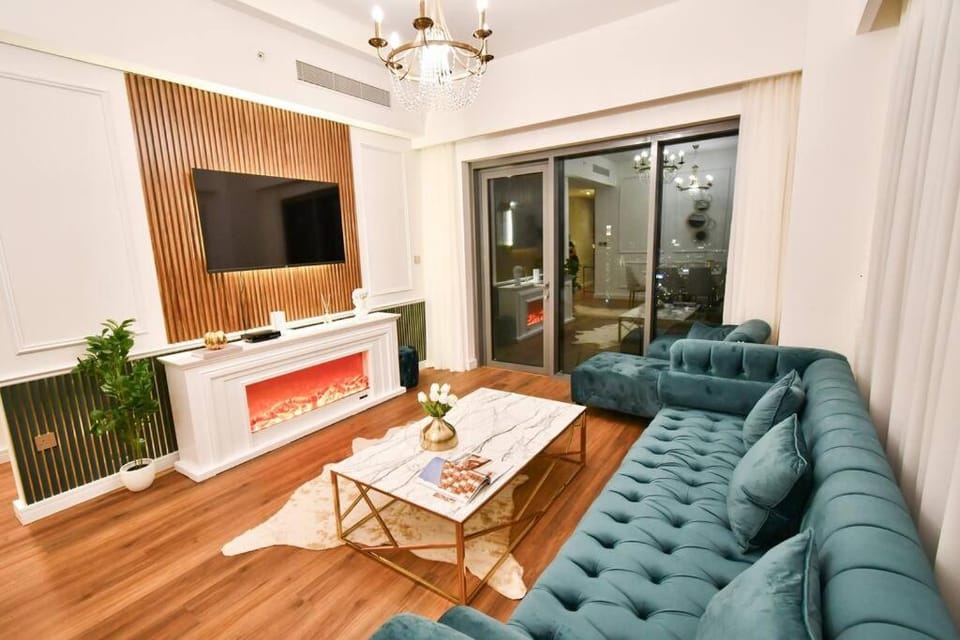 Burj Roayle-Magical Burj & Fountain Sky Views 3+1 BR APT Apartment in Dubai