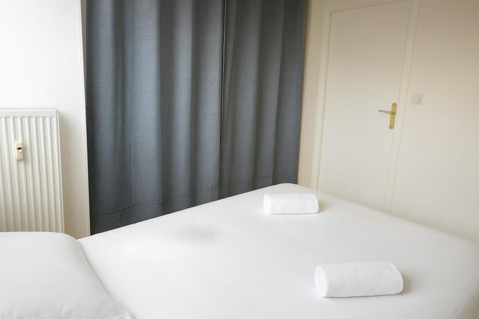 Appartement Spacieux & Parking Apartment in Caen