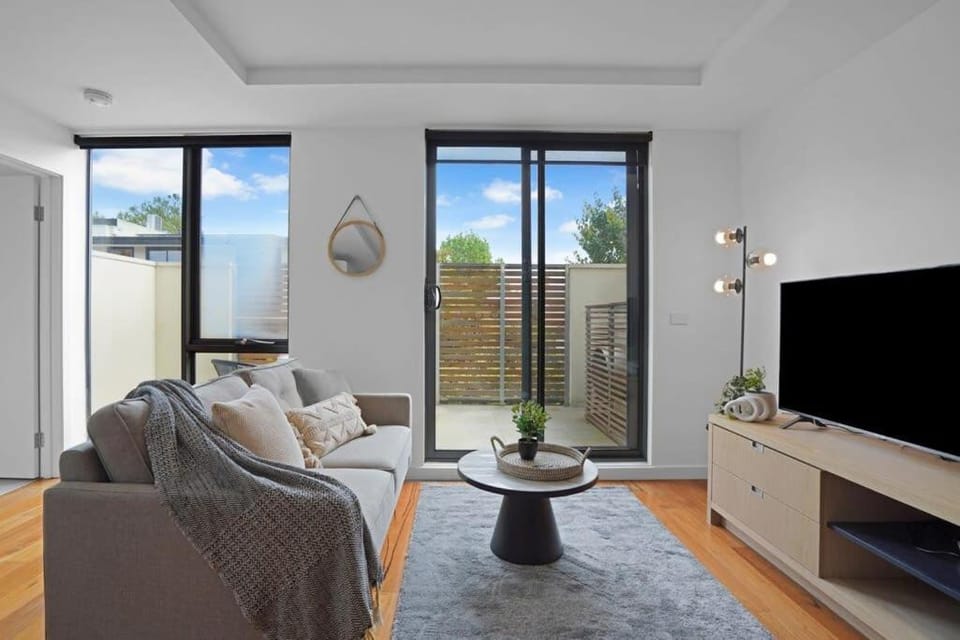 Hawksburn Village - 2 Bed Apt in Central Prahran Apartment in Melbourne