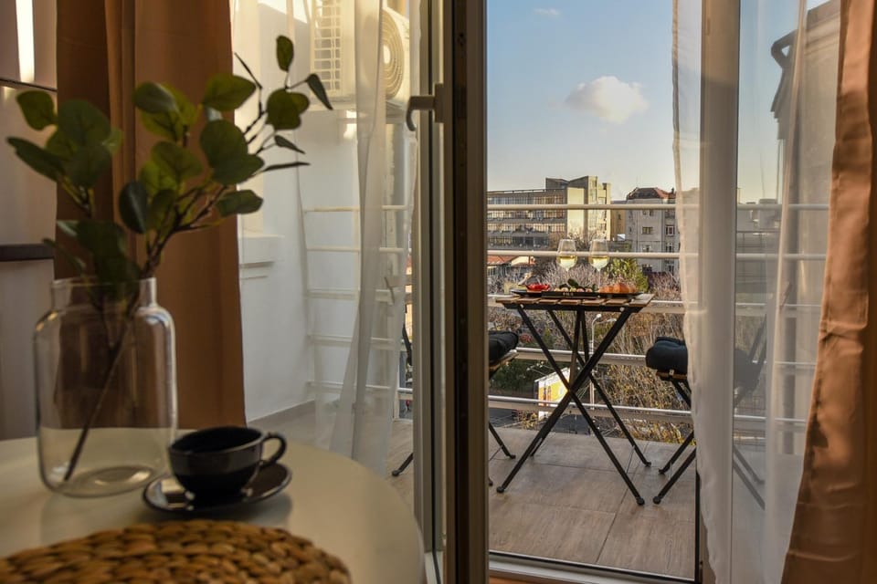 Day, View (from property/room), Balcony/Terrace, Dining area