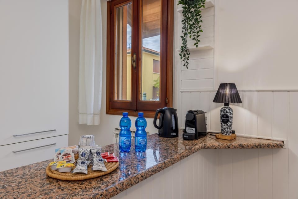 Coffee/tea facilities, Kitchen or kitchenette, toaster