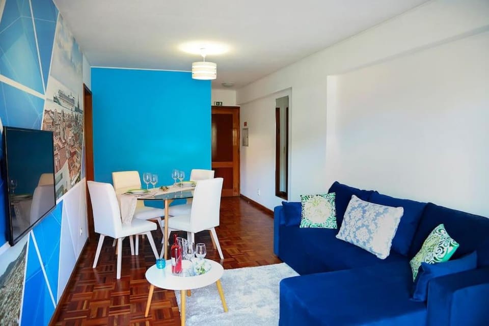Funchal downtown 5min Marina + 2 bedroom + parking Apartment in Funchal