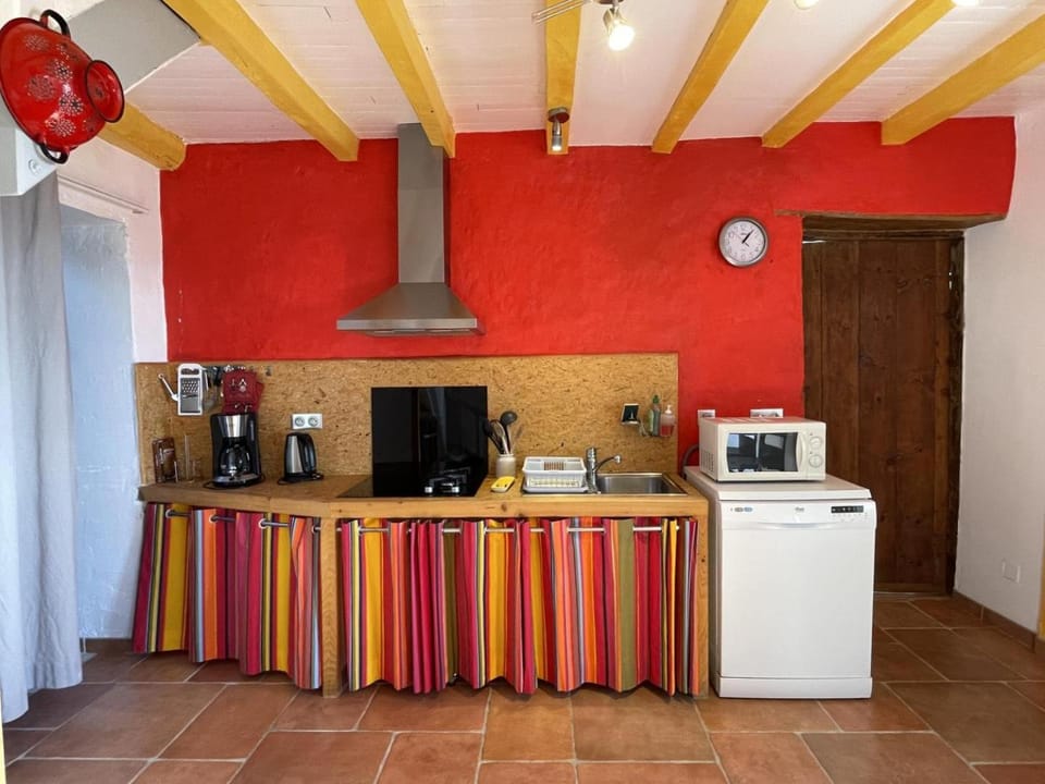 Moura House in French Basque Country
