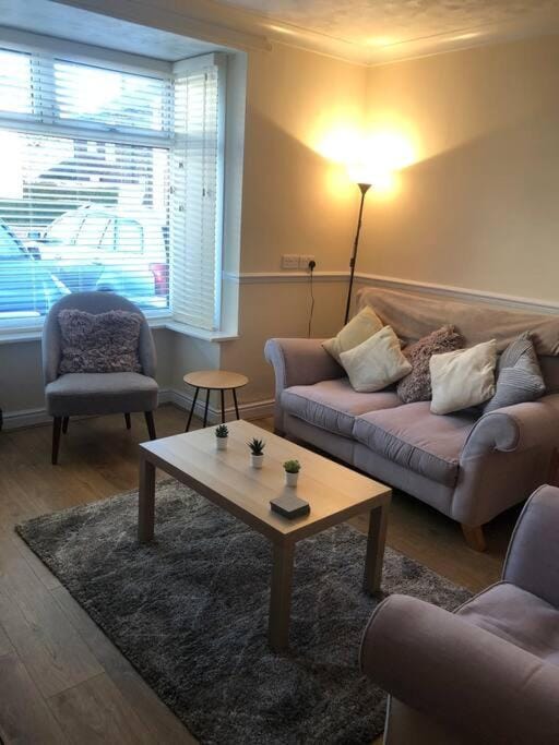29 Comfort house 2 bedroom townhouse with parking House in Scunthorpe