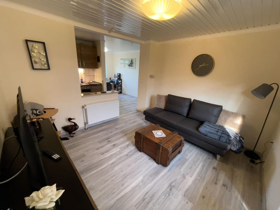 Kleiner Hookie in Hooksiel mit Hund House in Wilhelmshaven