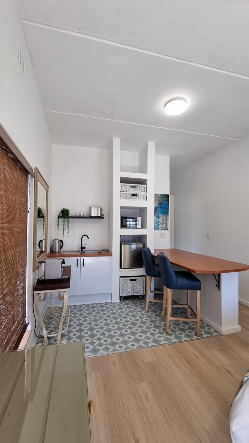 @5 on Lincoln Apartment in Cape Town