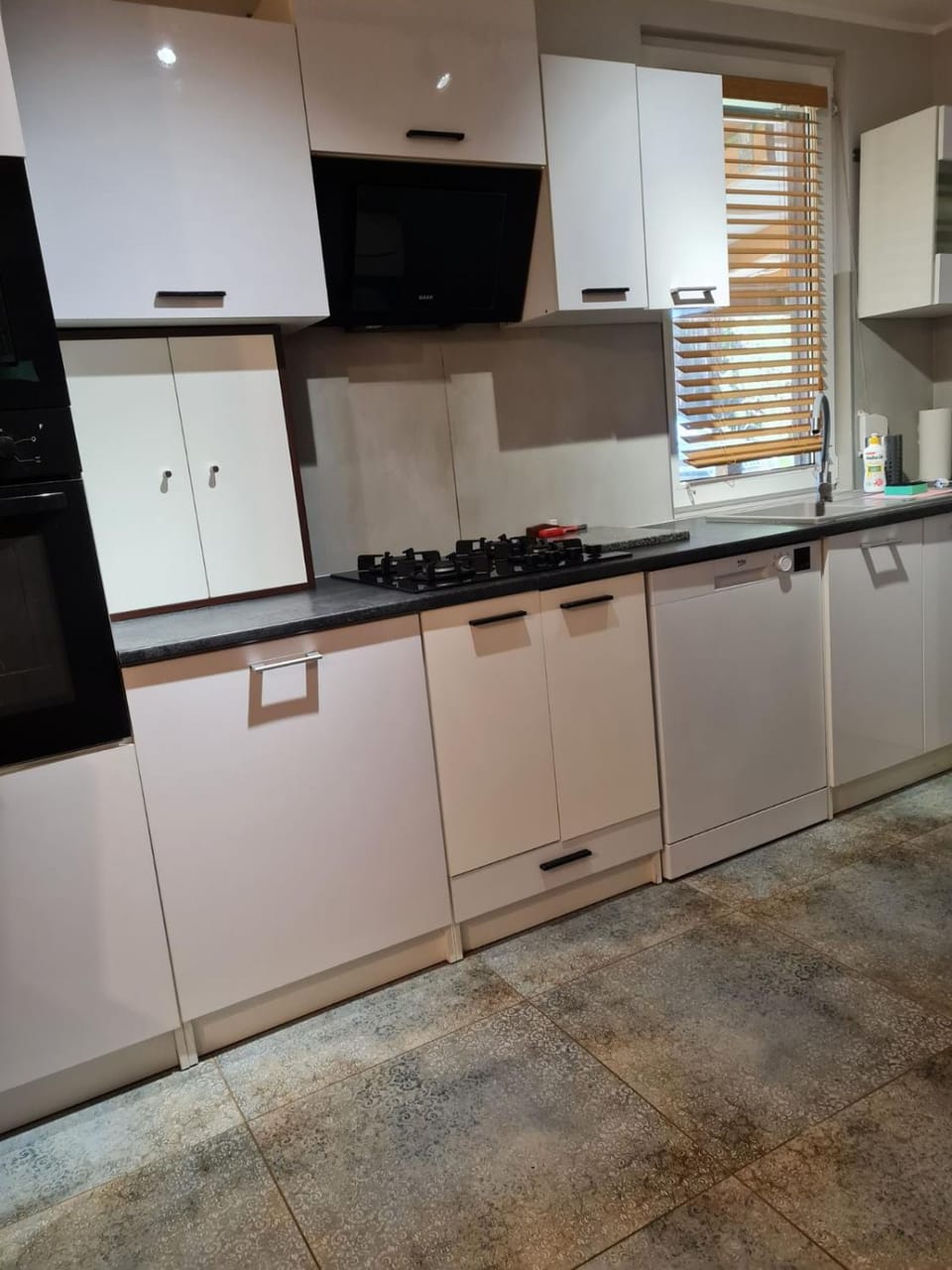 dishwasher, oven, stove