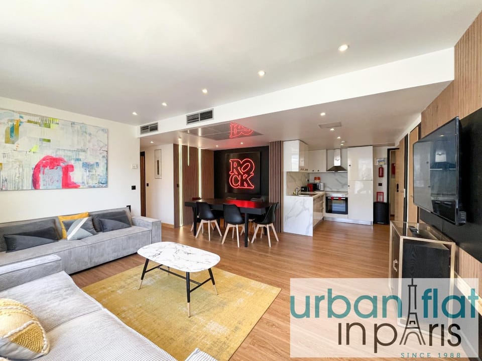 Urban Flat 128 - Art Rock 4BDR Flat near Champs-Elysees Apartment in Paris