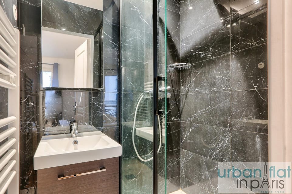 Urban Flat 103 - Spacious Flat near Grands Boulevards Apartment in Paris