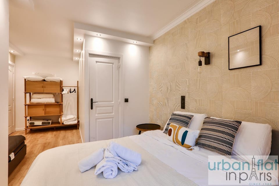 Urban Flat 103 - Spacious Flat near Grands Boulevards Apartment in Paris