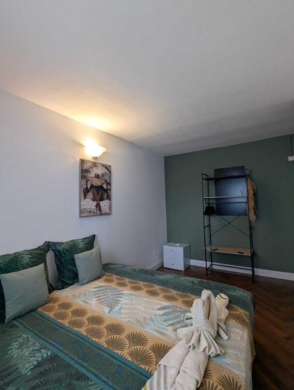 Gite Urbain Mafate Café Hotel in Saint-Denis