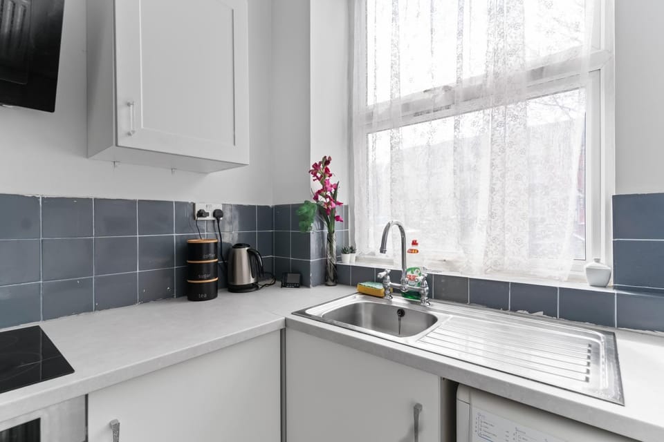 Cheerful Flat In Moseley With Free Parking Apartment in Birmingham
