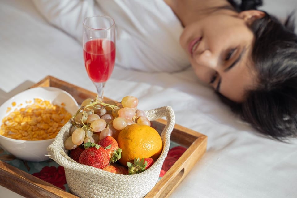 Bedroom, Breakfast, Drinks