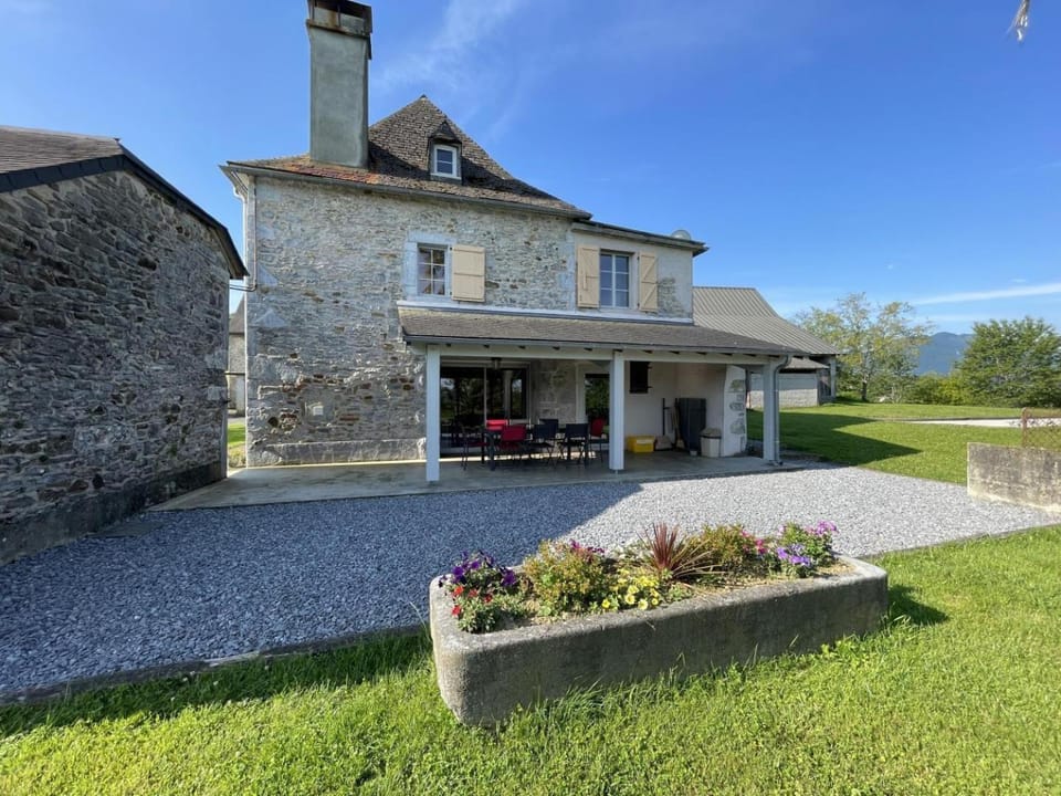 Chez zézé House in Occitanie