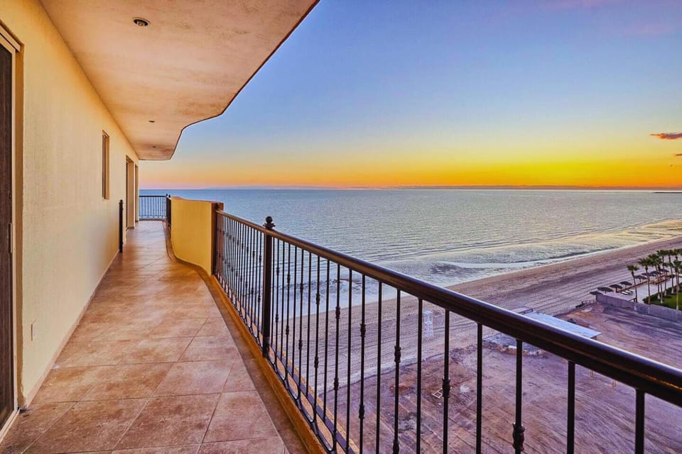 Natural landscape, Balcony/Terrace, Beach, Sunset