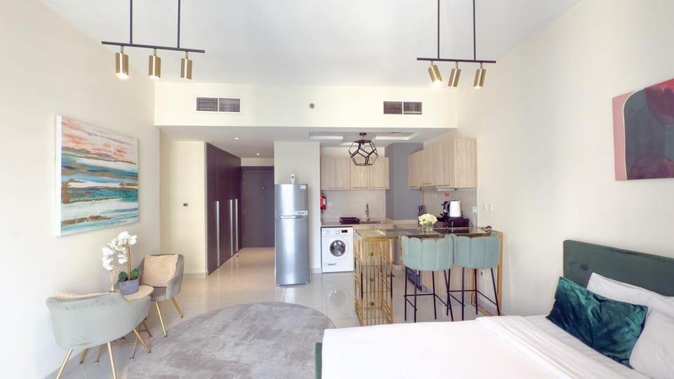 Bed, Kitchen or kitchenette, Photo of the whole room, Bedroom