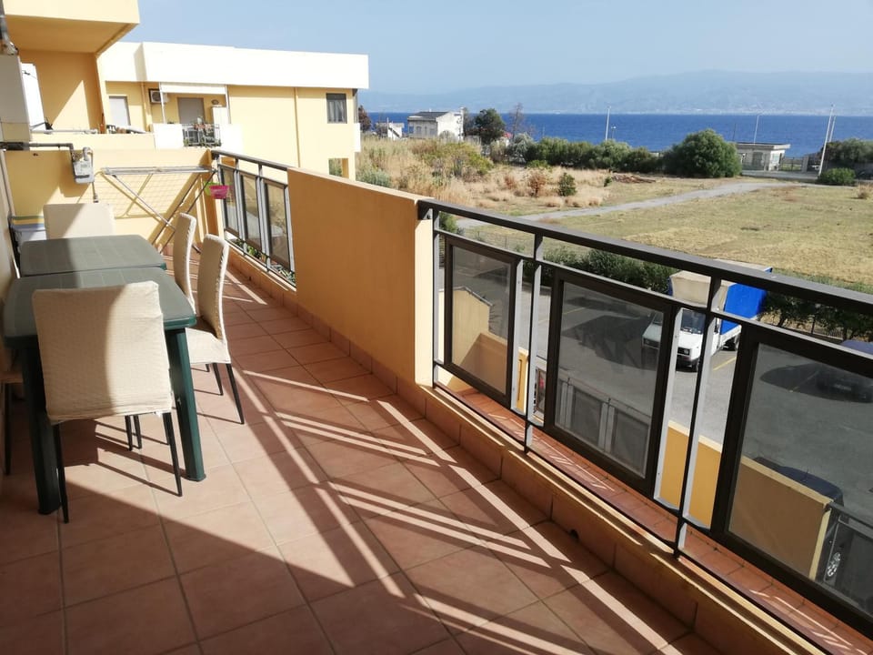 Natural landscape, View (from property/room), Balcony/Terrace, Sea view