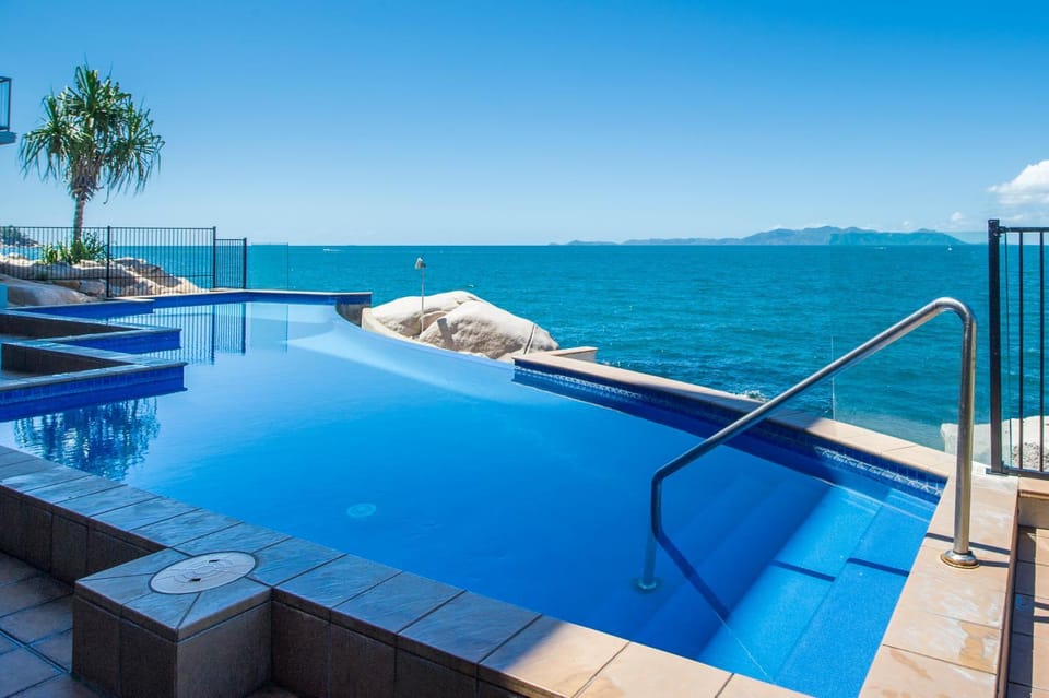 Pool view, Swimming pool, Swimming pool