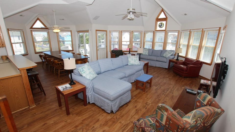 Oceanside, Private Pool, Community Pool, Sun Deck, SP8, Ole Duck Haven House in Duck