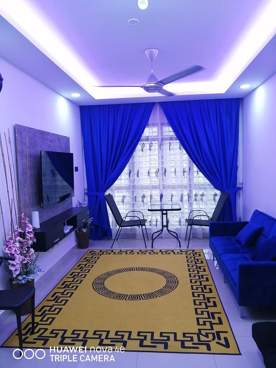 Seating area
