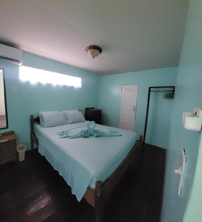 Axios Sun Apartments Caye Caulker Apartment in Belize District