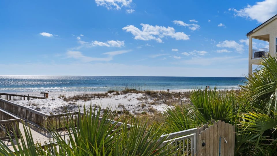 Commodores Retreat 104 House in South Walton County