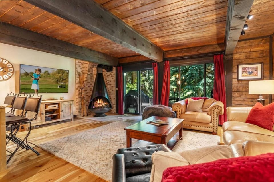West Vail Interlochen Condo B8 Apartment in Vail