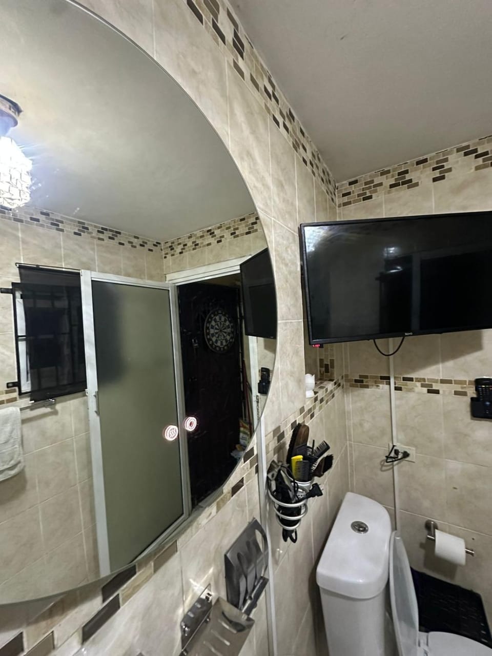 Shower, Toilet, Bathroom, towels