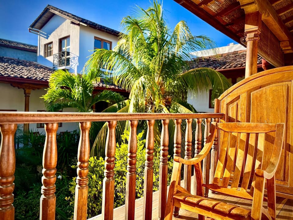Balcony/Terrace, Garden view