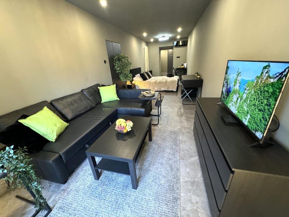 TV and multimedia, Seating area